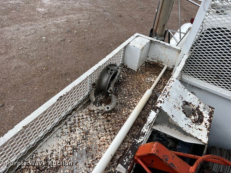 image for item DN3071 1989 Ford F800  reel truck