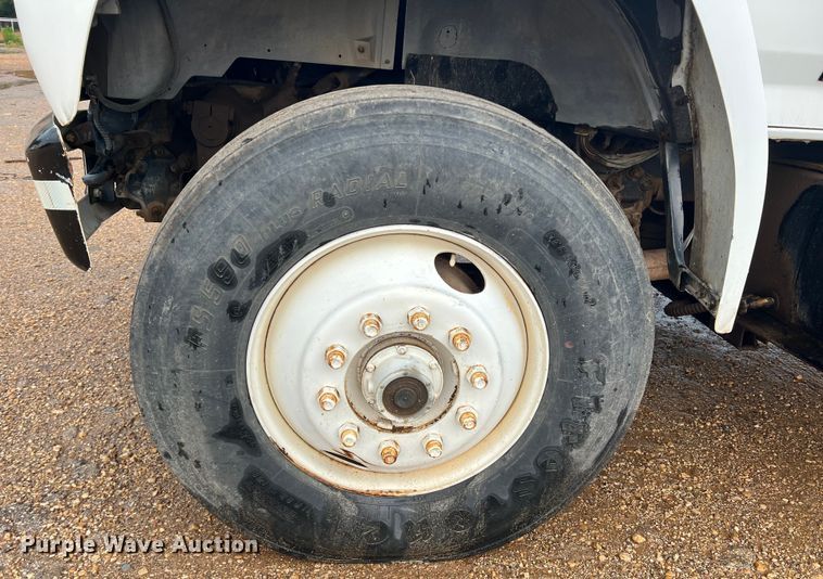 image for item DN3071 1989 Ford F800  reel truck