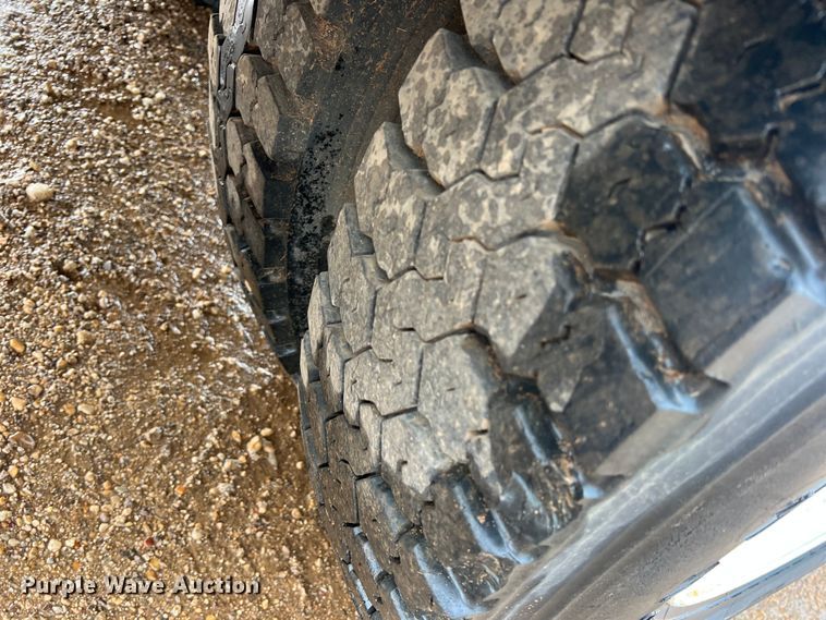 image for item DN3071 1989 Ford F800  reel truck