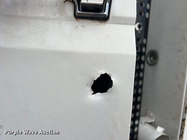 image for item DN3071 1989 Ford F800  reel truck