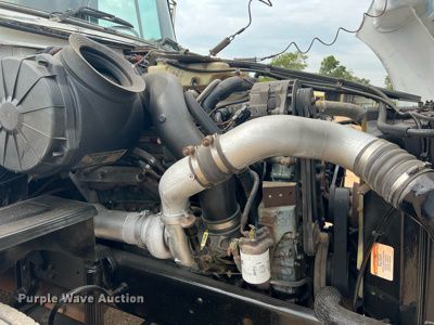 image for item DN3072 1995 Ford LTL9000  flatbed truck with mud mixing system