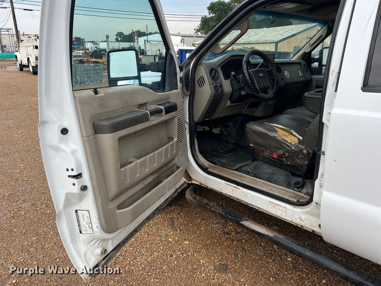 image for item DN3076 2009 Ford F250 Super Duty  Crew Cab pickup truck