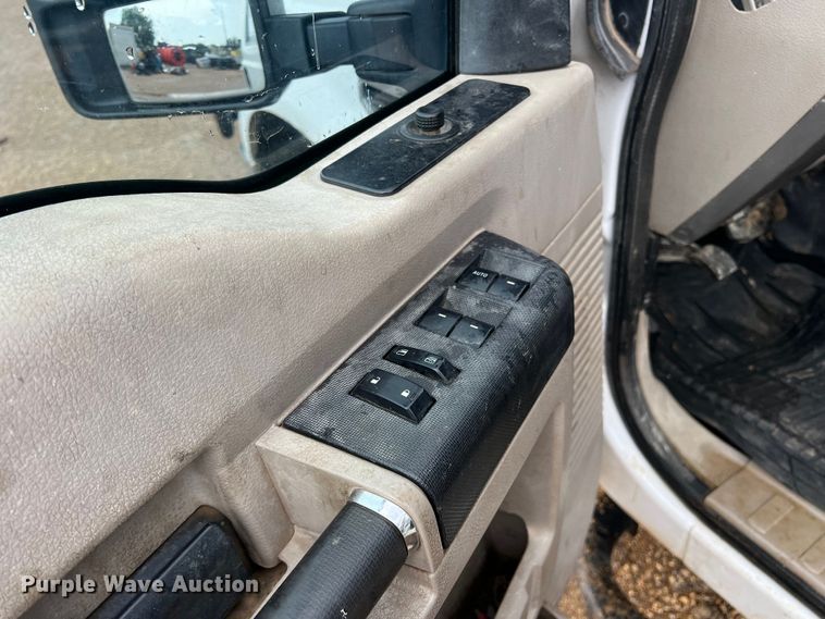 image for item DN3076 2009 Ford F250 Super Duty  Crew Cab pickup truck