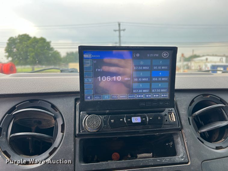 image for item DN3076 2009 Ford F250 Super Duty  Crew Cab pickup truck