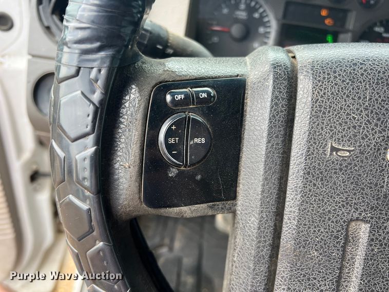 image for item DN3076 2009 Ford F250 Super Duty  Crew Cab pickup truck