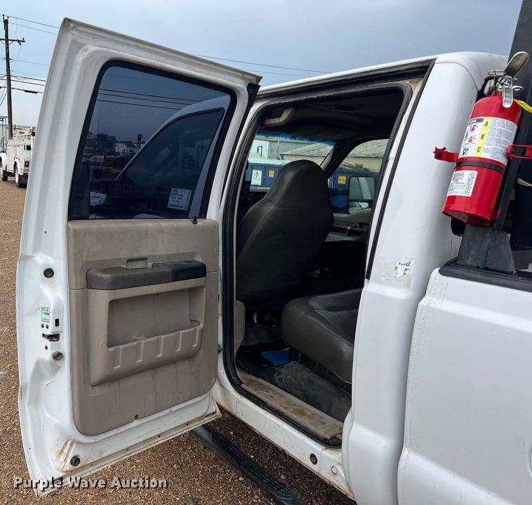 image for item DN3076 2009 Ford F250 Super Duty  Crew Cab pickup truck