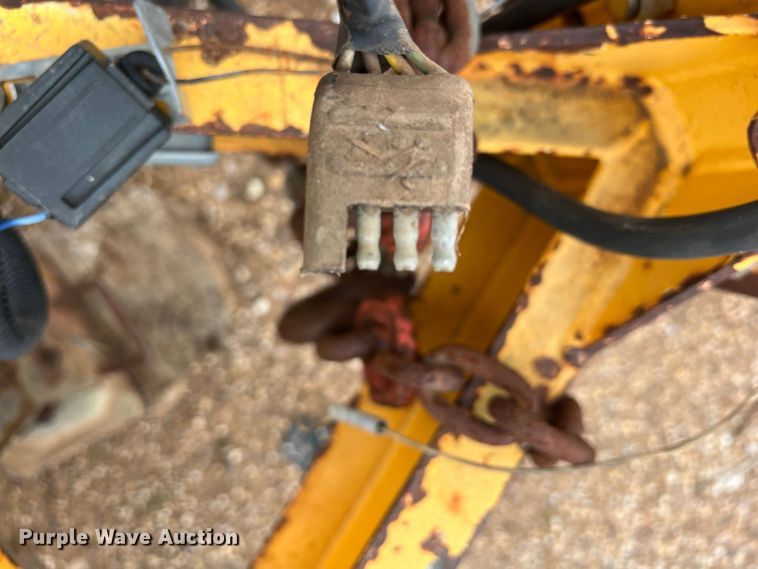 image for item DN3079 2003 Sherman  reel trailer