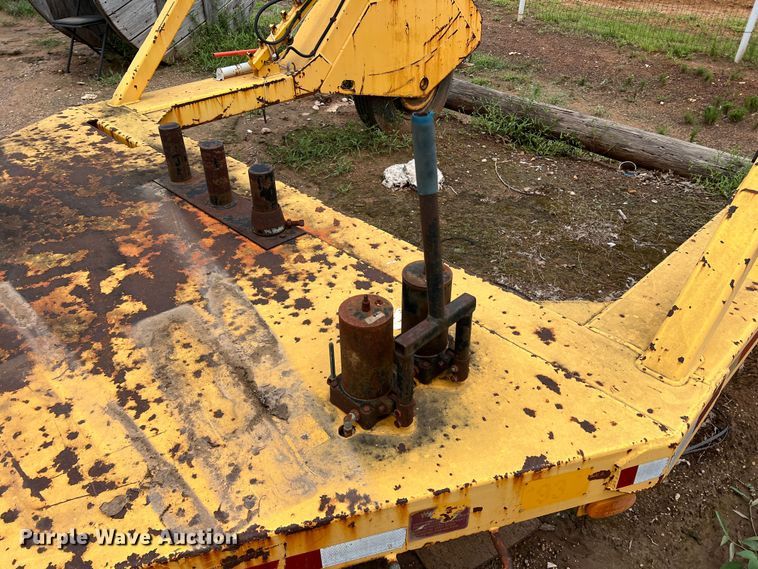 image for item DN3079 2003 Sherman  reel trailer