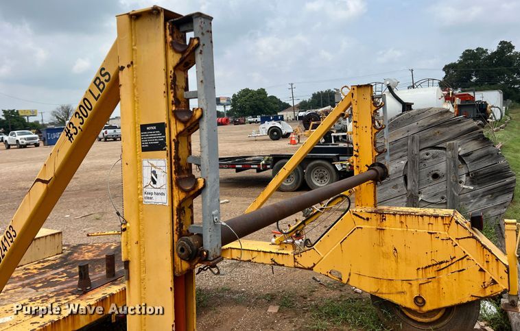 image for item DN3079 2003 Sherman  reel trailer