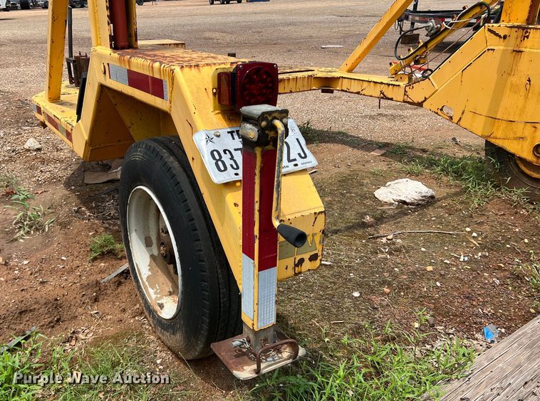 image for item DN3079 2003 Sherman  reel trailer