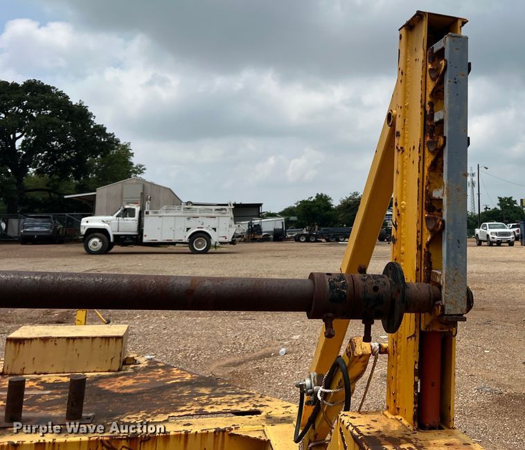 image for item DN3079 2003 Sherman  reel trailer