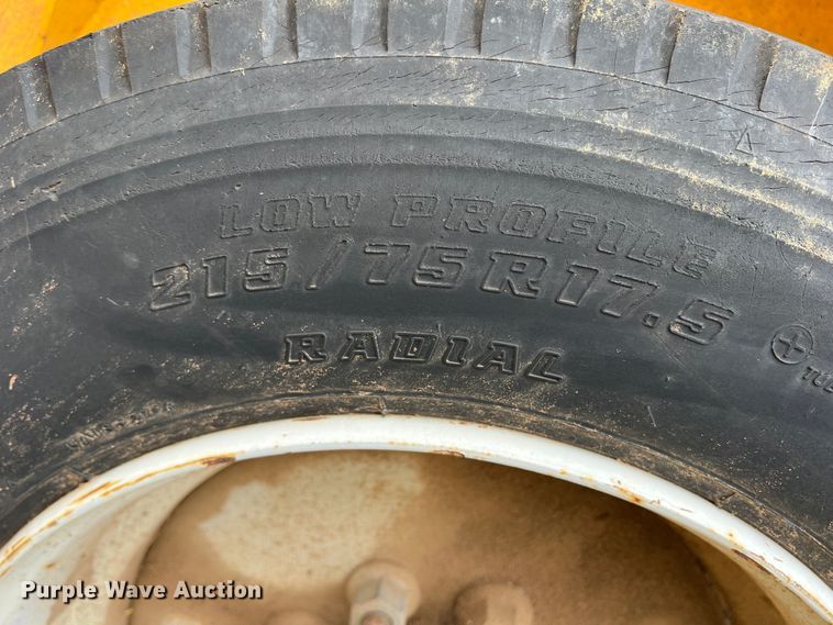 image for item DN3079 2003 Sherman  reel trailer