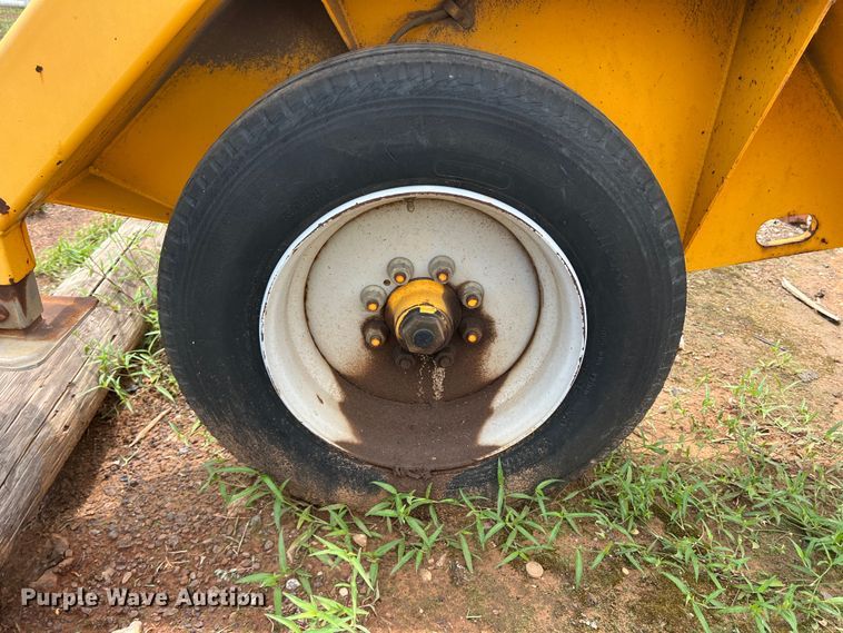 image for item DN3079 2003 Sherman  reel trailer