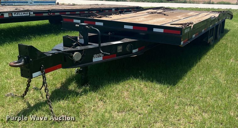 image for item DN3080 2004 Butler BT-3024-W  tilt deck equipment trailer