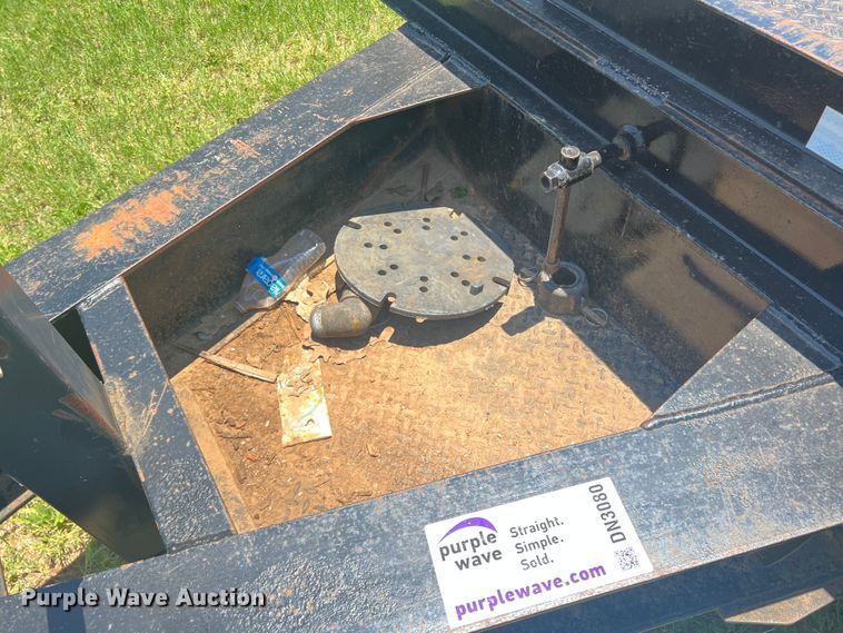 image for item DN3080 2004 Butler BT-3024-W  tilt deck equipment trailer