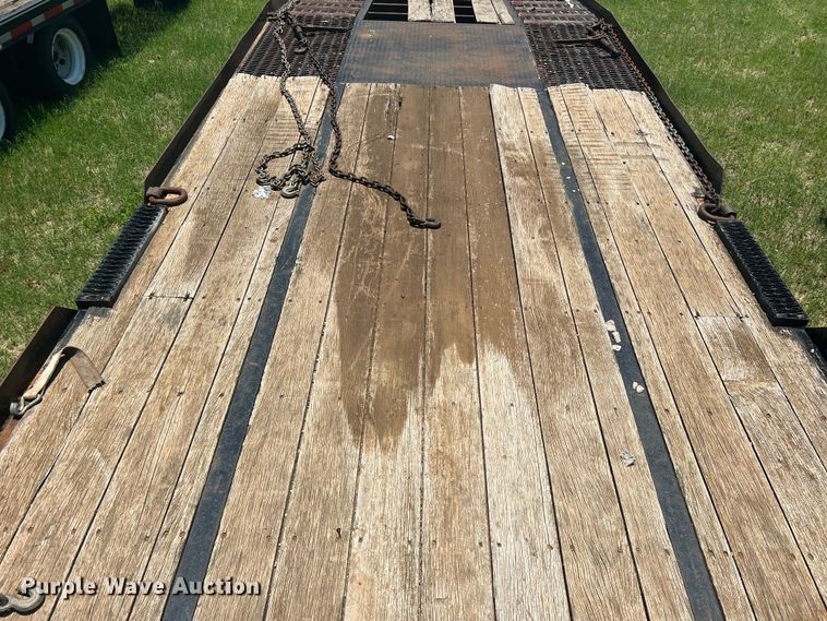 image for item DN3080 2004 Butler BT-3024-W  tilt deck equipment trailer