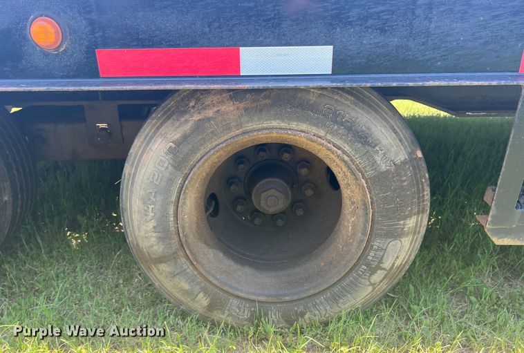 image for item DN3080 2004 Butler BT-3024-W  tilt deck equipment trailer