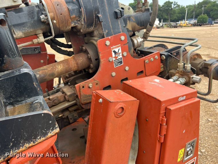 image for item DN3081 2005 Ditch Witch JT2720 All-Terrain  directional boring unit