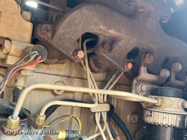 image for item DN3081 2005 Ditch Witch JT2720 All-Terrain  directional boring unit