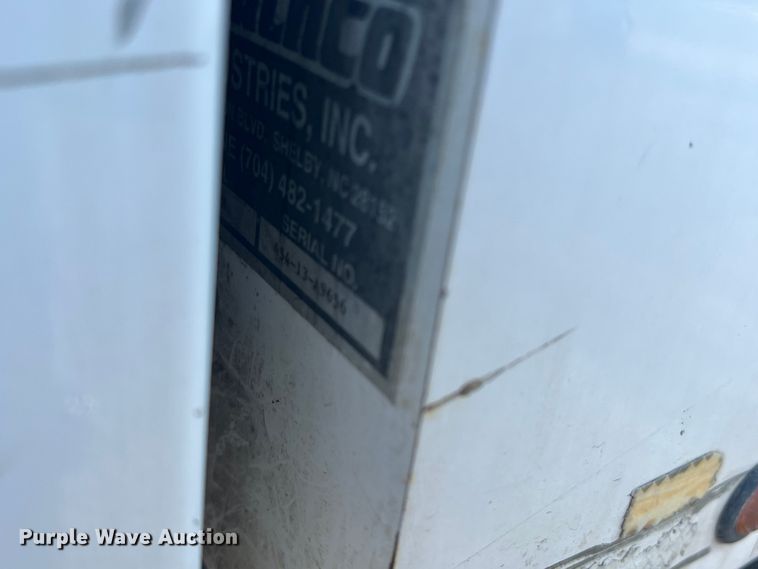 image for item DN3082 2013 Freightliner Business Class M2  forestry bucket truck