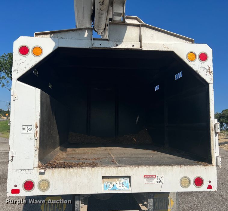 image for item DN3082 2013 Freightliner Business Class M2  forestry bucket truck