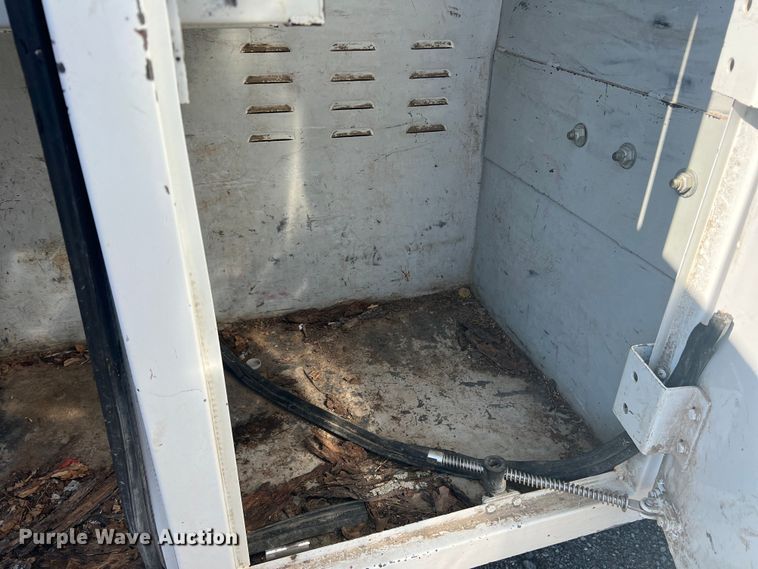 image for item DN3082 2013 Freightliner Business Class M2  forestry bucket truck