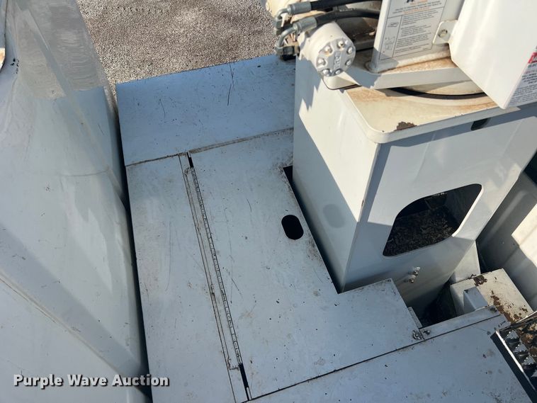 image for item DN3082 2013 Freightliner Business Class M2  forestry bucket truck