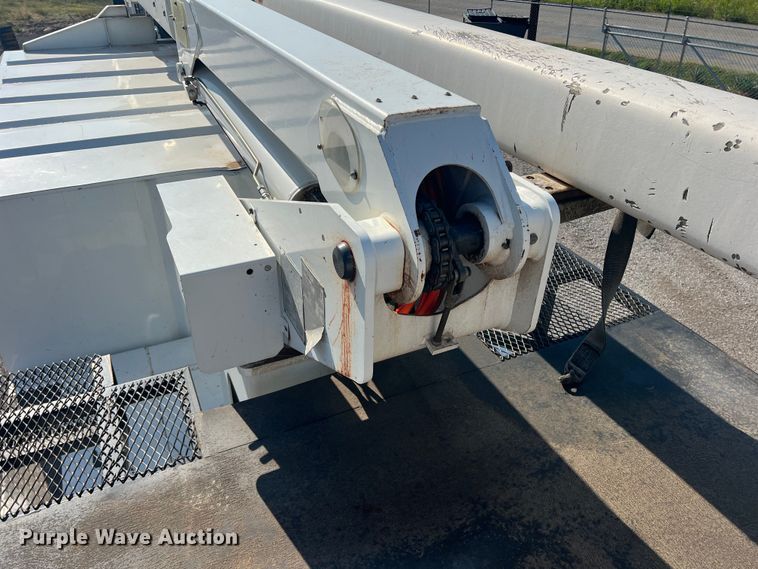 image for item DN3082 2013 Freightliner Business Class M2  forestry bucket truck