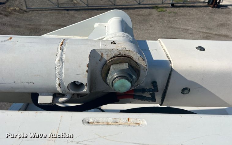 image for item DN3082 2013 Freightliner Business Class M2  forestry bucket truck