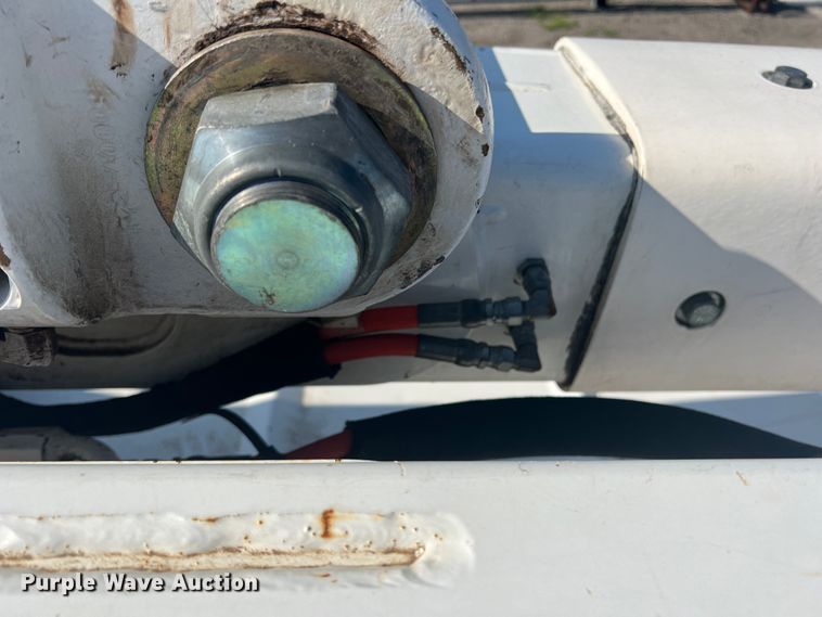 image for item DN3082 2013 Freightliner Business Class M2  forestry bucket truck