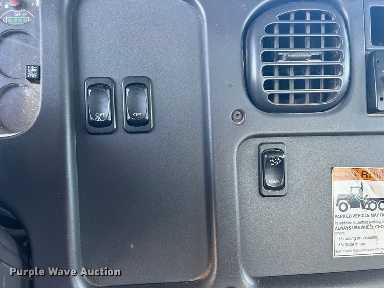 image for item DN3082 2013 Freightliner Business Class M2  forestry bucket truck