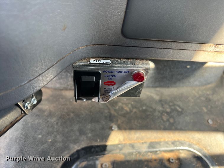 image for item DN3082 2013 Freightliner Business Class M2  forestry bucket truck