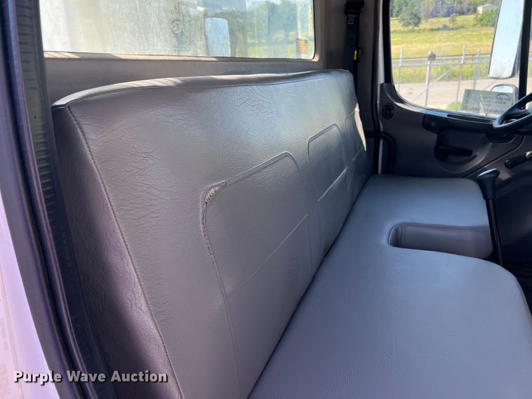 image for item DN3082 2013 Freightliner Business Class M2  forestry bucket truck