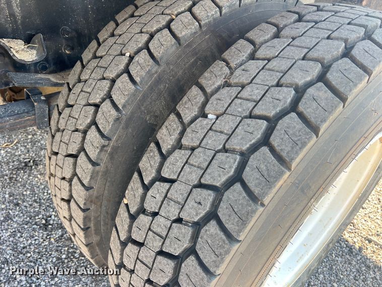 image for item DN3082 2013 Freightliner Business Class M2  forestry bucket truck