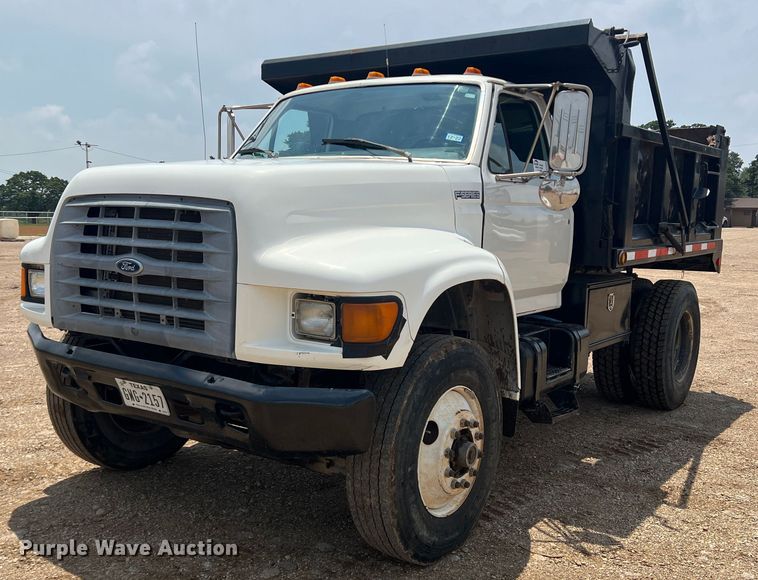 image for item DN3083 1998 Ford F800  dump truck