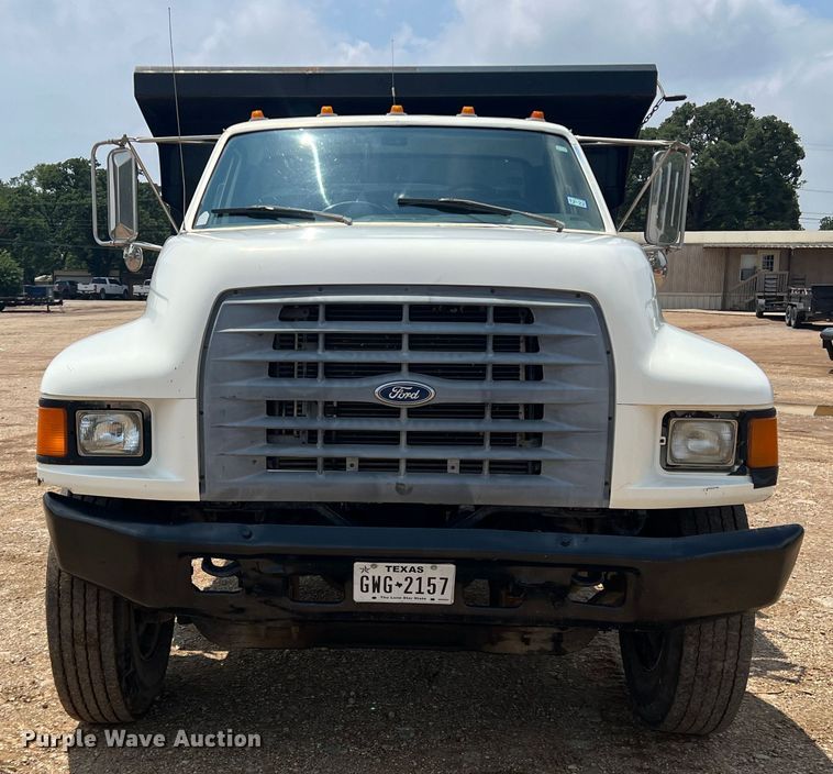 image for item DN3083 1998 Ford F800  dump truck