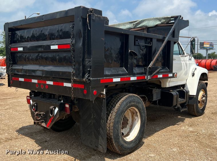 image for item DN3083 1998 Ford F800  dump truck