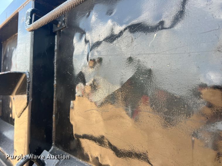 image for item DN3083 1998 Ford F800  dump truck