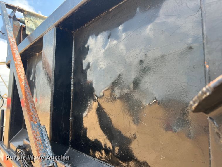 image for item DN3083 1998 Ford F800  dump truck