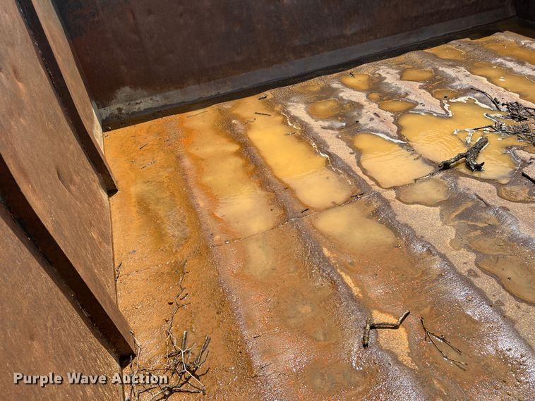 image for item DN3083 1998 Ford F800  dump truck