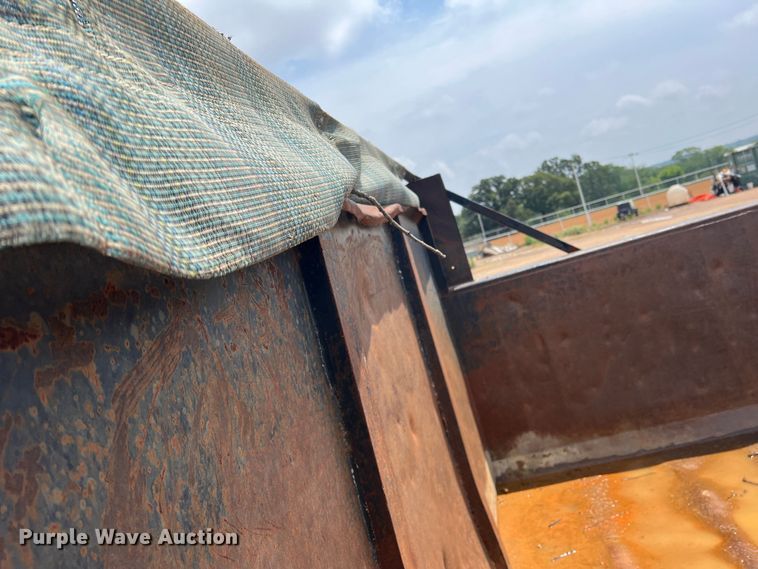 image for item DN3083 1998 Ford F800  dump truck