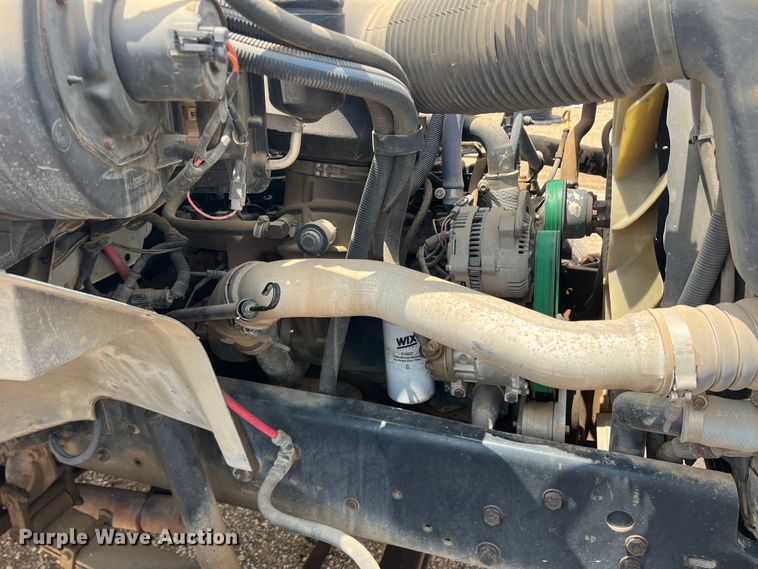 image for item DN3083 1998 Ford F800  dump truck