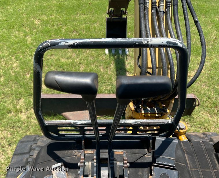 image for item DN3089 2008 Komatsu PC35MR-2  mini excavator