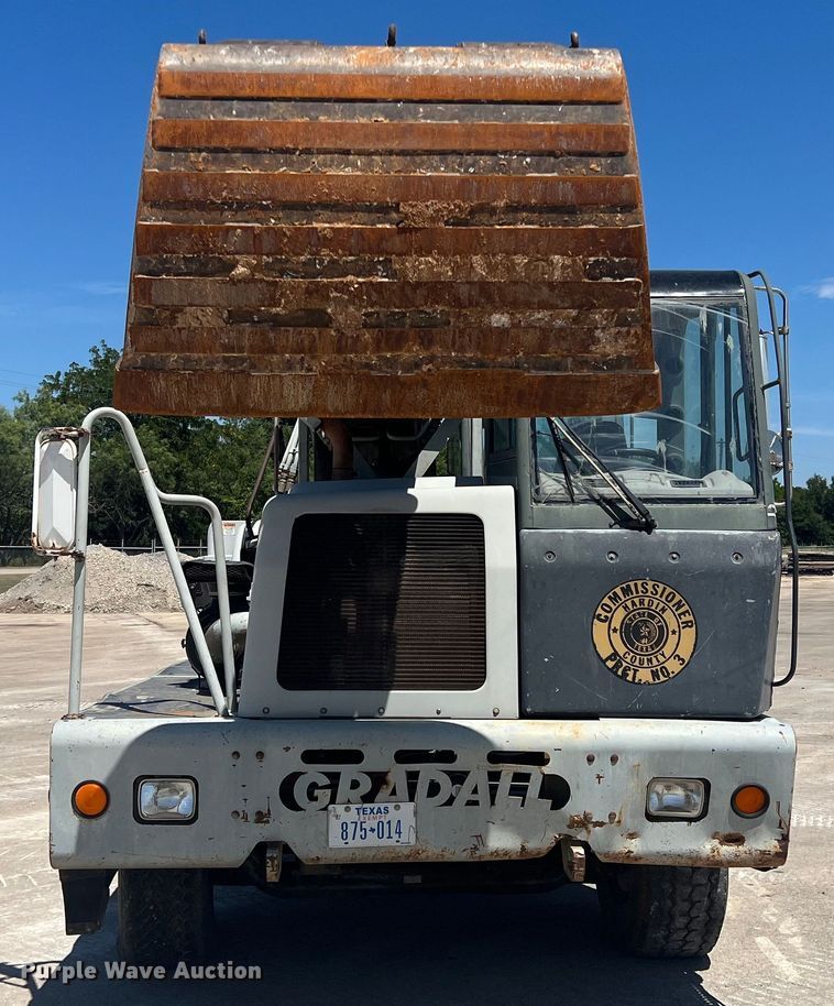 image for item DN3093 Gradall XL3100  wheeled excavator