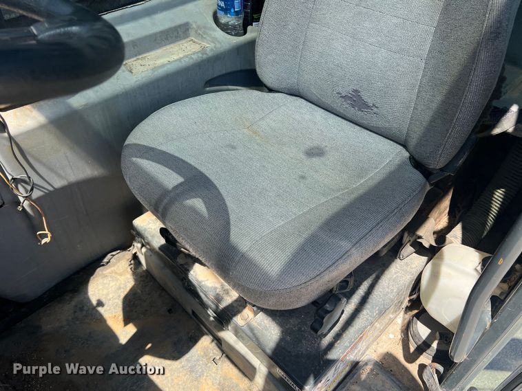 image for item DN3093 Gradall XL3100  wheeled excavator