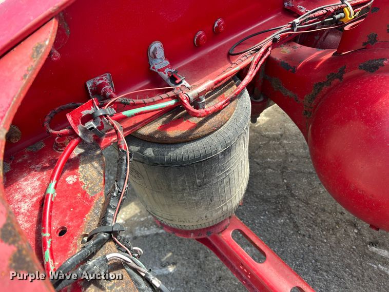 image for item DN3094 2015 Mack CXU  semi truck