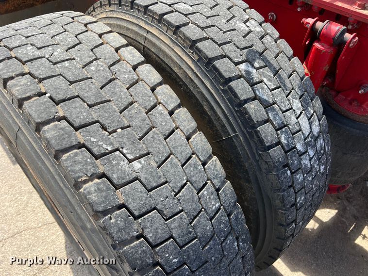 image for item DN3094 2015 Mack CXU  semi truck