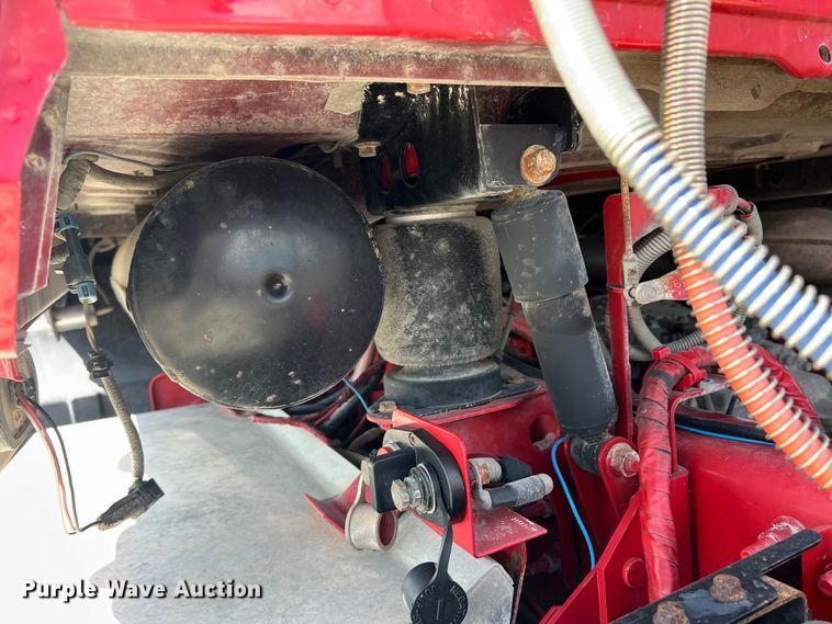 image for item DN3095 2015 Mack CXU  semi truck