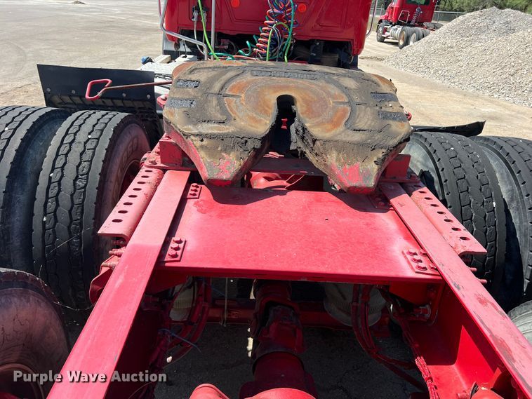 image for item DN3095 2015 Mack CXU  semi truck