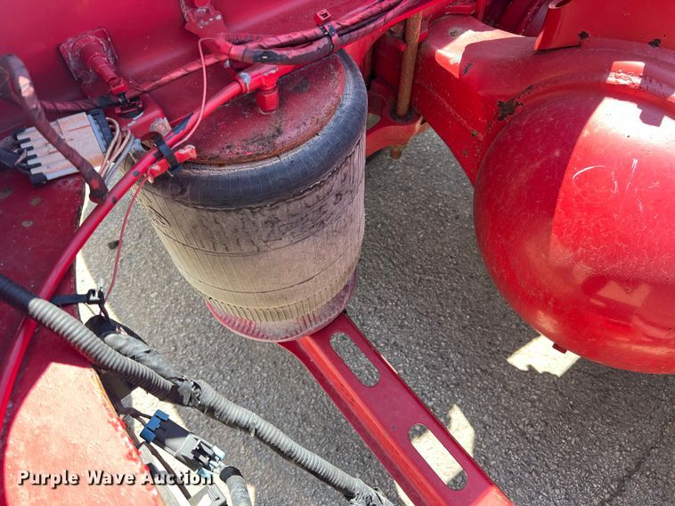 image for item DN3095 2015 Mack CXU  semi truck